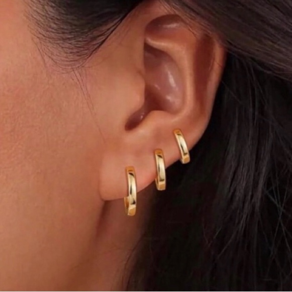 New Classic Gold Steel Graduated 3 Pair Set of Earrings